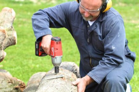 Tool Battery Claims Put to Real World Test Image